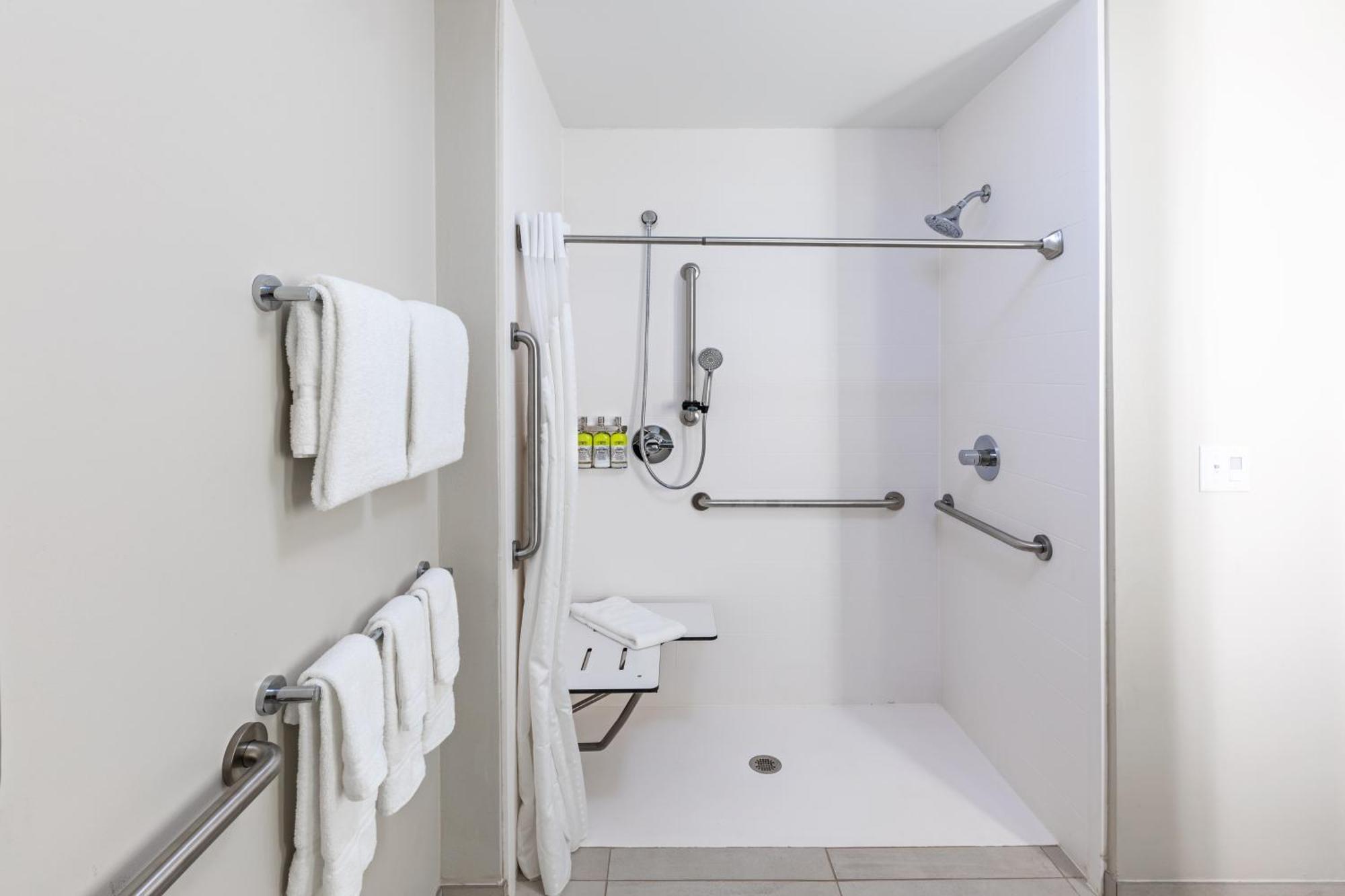 Holiday Inn Express & Suites Purcell By Ihg Екстериор снимка