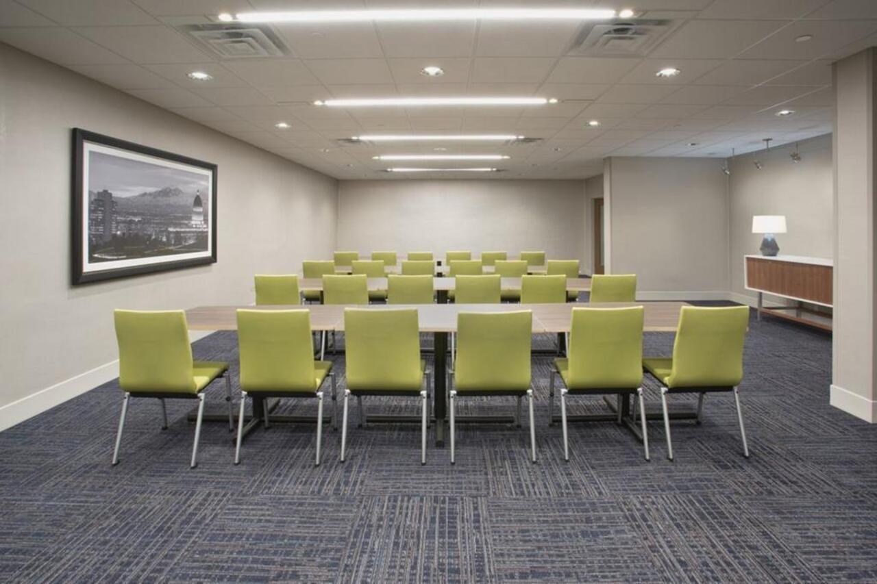 Holiday Inn Express & Suites Purcell By Ihg Екстериор снимка
